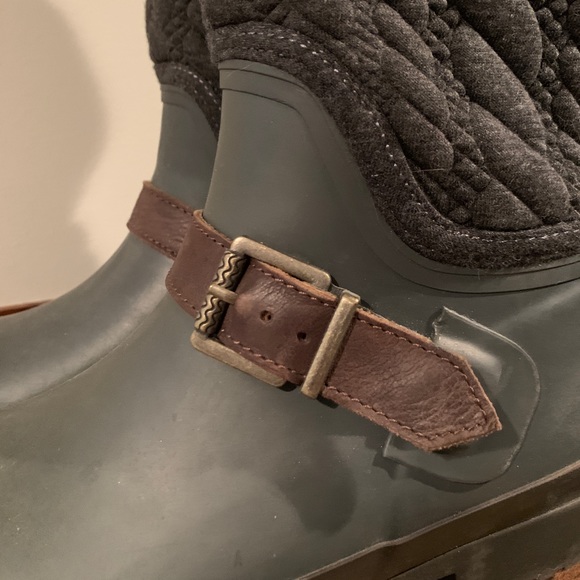 Sperry Women’s Pull-On Rubber Boot - Picture 5 of 5